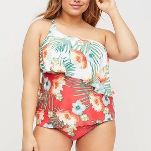 NWT relaxed tankini top